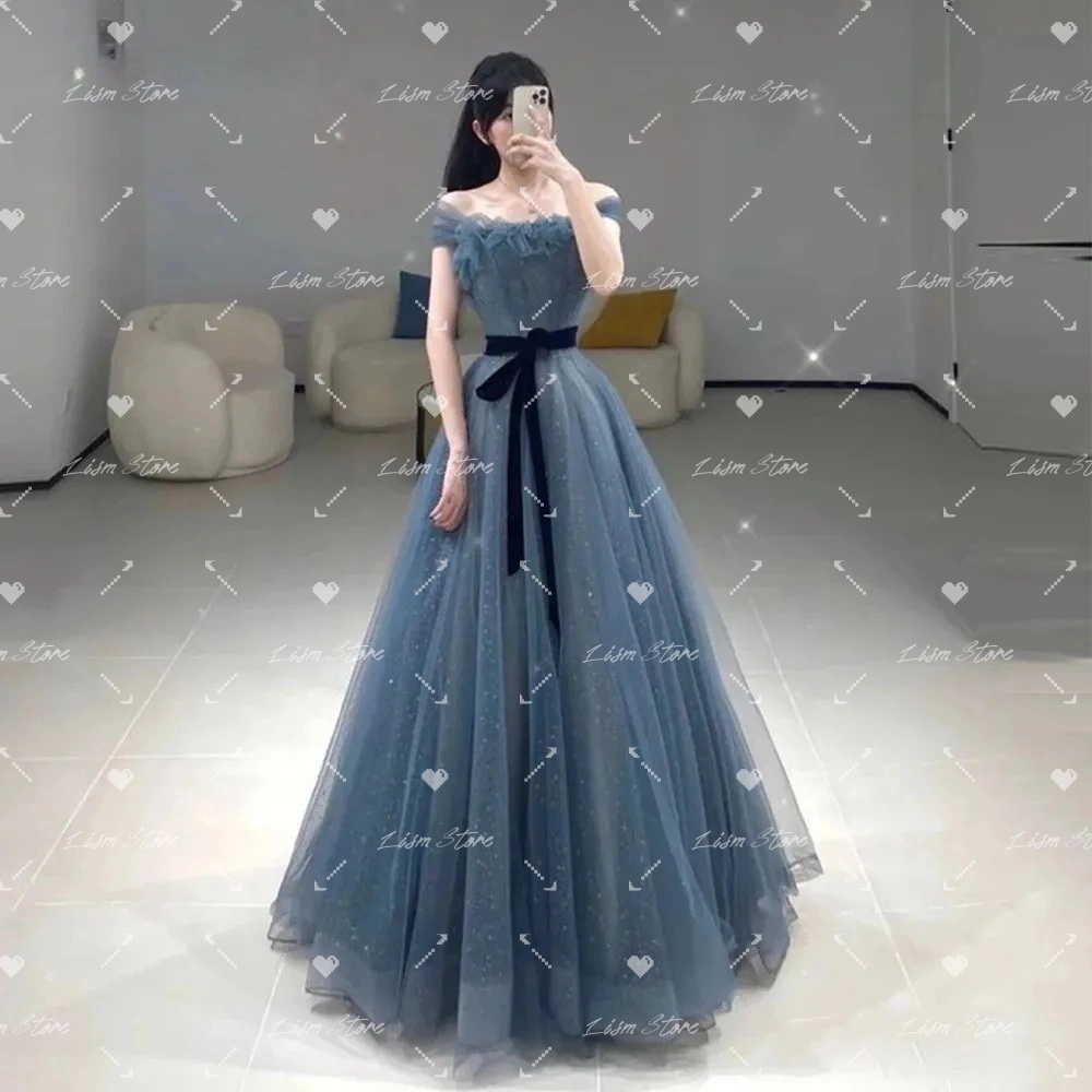 Modern Korean Lifestyle - فستان سهرة من التول اللامع من